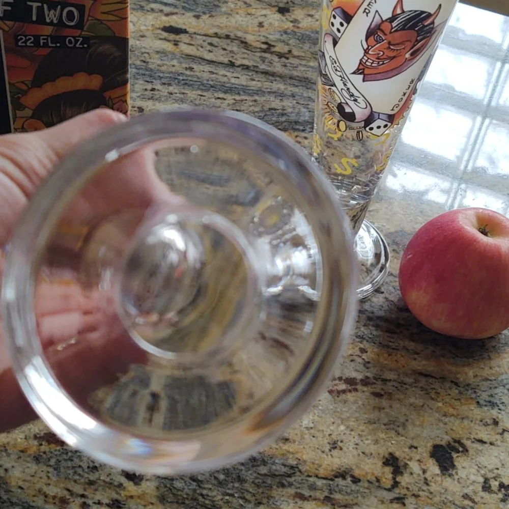 ED HARDY pilsner beer glasses NWOT 🍻 - Picture 8 of 11